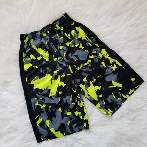 Nike dri-fit black yellow pull on athletic shorts